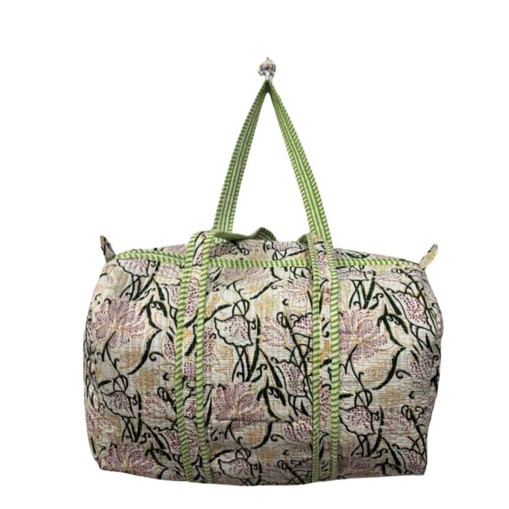 HeartfulCraft_Meadow_Whirl_Duffle_Bag_1024x1024