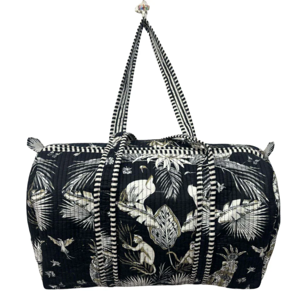 HeartfulCraft_Noir_Tropica_Duffle_Bag_1024x1024