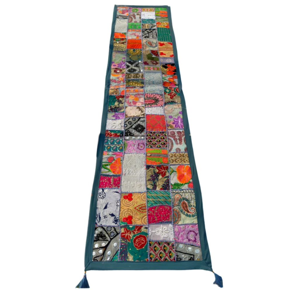 HeartfulCraft_Table_Runner_1024x1024