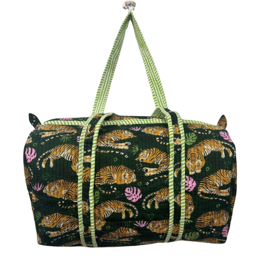 HeartfulCraft_Wild_Whisk_Duffle_Bag_1024x1024
