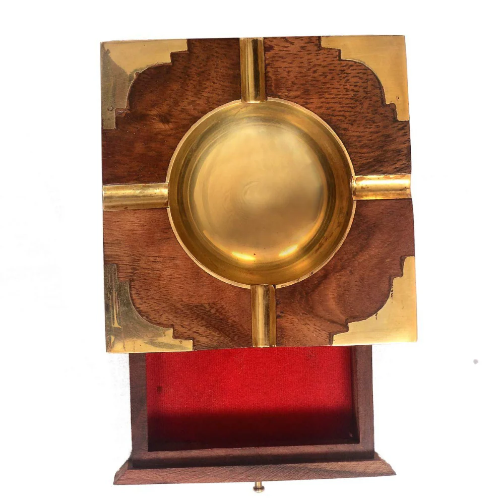 HeartfulCraft_Wooden_Ashtray_With_Cigarette_Holder_2_1024x1024
