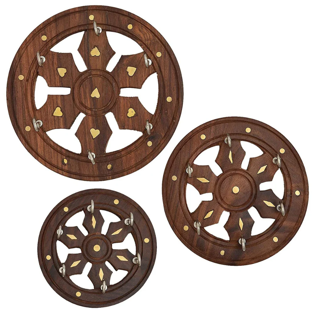 HeartfulCraft_Wooden_Wheel_Shaped_Key_Hanger_1_1024x1024